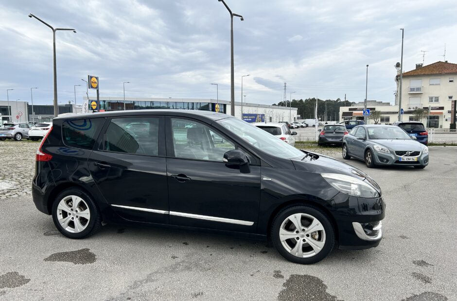 Renault Grand Scenic 1.6 DCI Bose Edition (7 Lug)