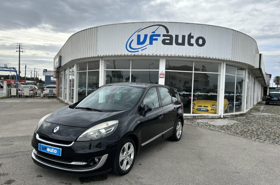 Renault Grand Scenic 1.6 DCI Bose Edition (7 Lug)