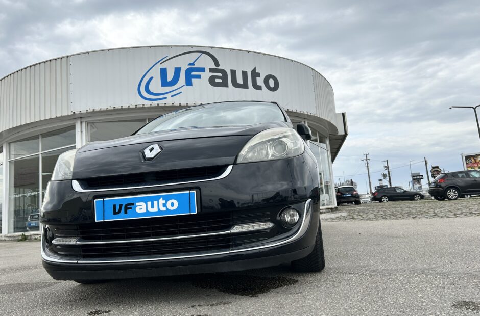 Renault Grand Scenic 1.6 DCI Bose Edition (7 Lug)