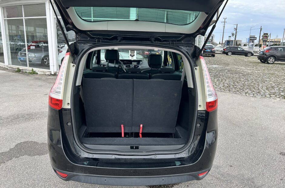 Renault Grand Scenic 1.6 DCI Bose Edition (7 Lug)