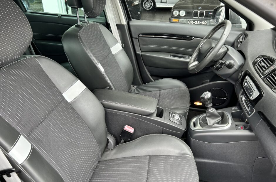 Renault Grand Scenic 1.6 DCI Bose Edition (7 Lug)