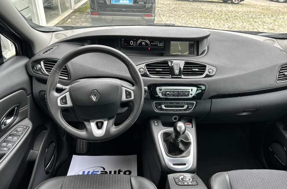 Renault Grand Scenic 1.6 DCI Bose Edition (7 Lug)