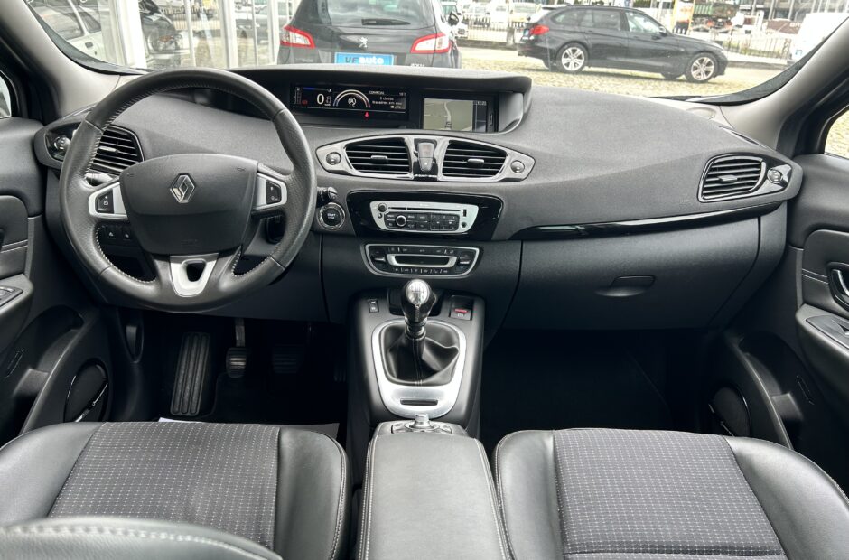 Renault Grand Scenic 1.6 DCI Bose Edition (7 Lug)