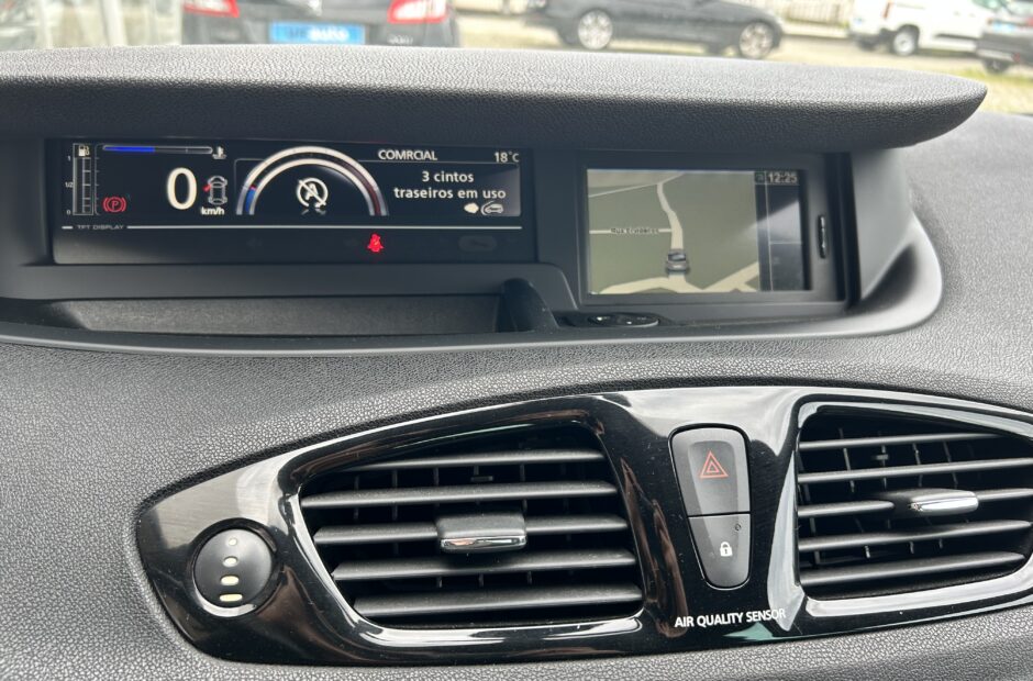 Renault Grand Scenic 1.6 DCI Bose Edition (7 Lug)