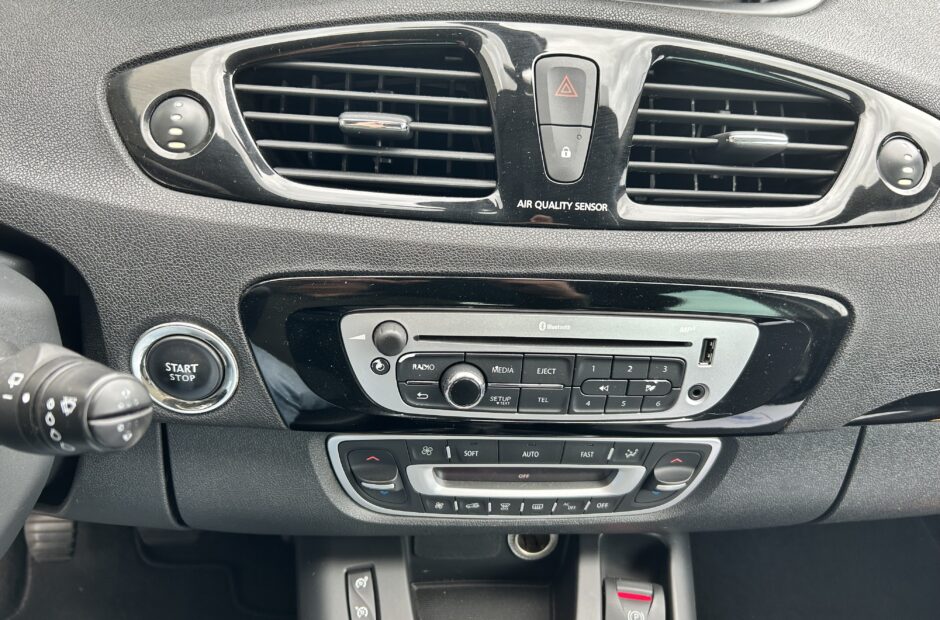 Renault Grand Scenic 1.6 DCI Bose Edition (7 Lug)