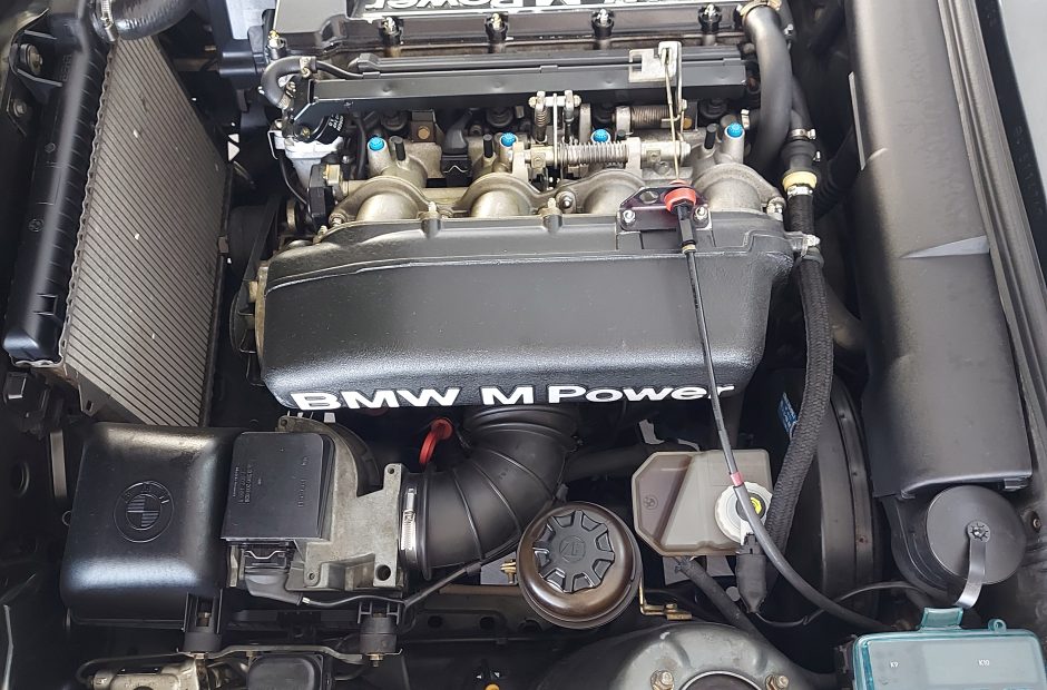 BMW 320 i.s