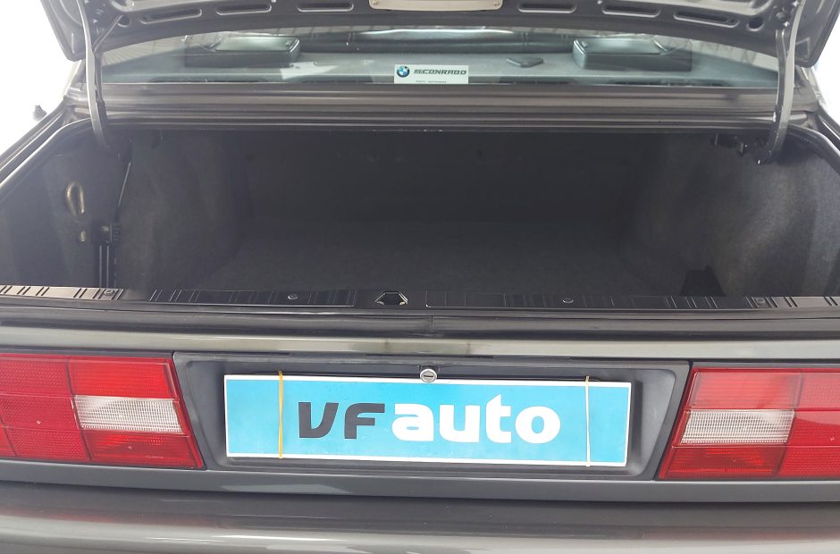 BMW 320 i.s