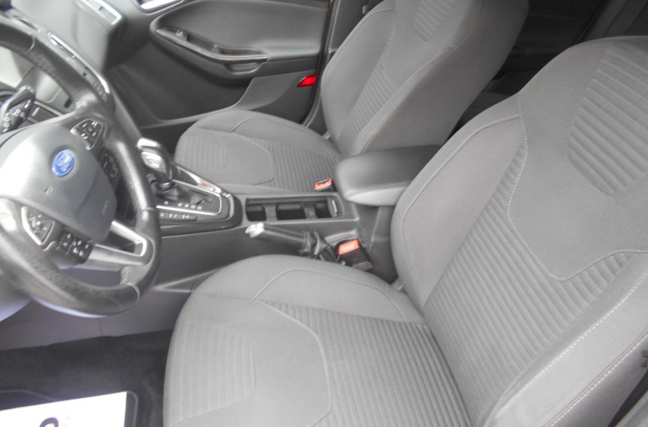 Ford Focus SW  1.5 TDCI Titanium Auto