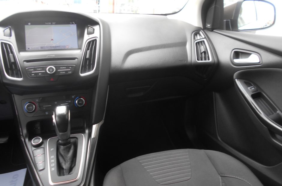 Ford Focus SW  1.5 TDCI Titanium Auto
