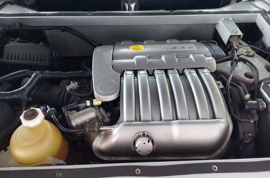 Renault Clio V6 3.0 Sport