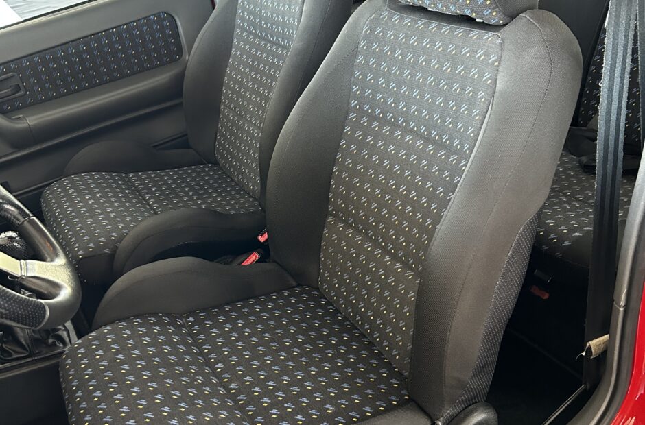 Renault Clio 1.8 16V