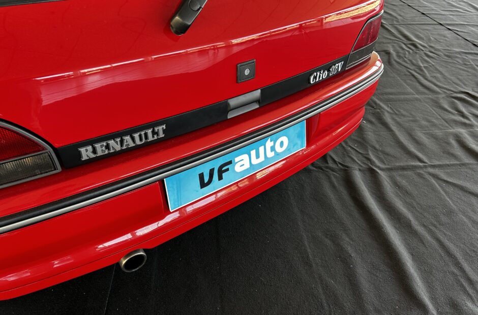 Renault Clio 1.8 16V