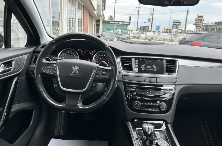 Peugeot 508 SW RXH 2.0 HDI Hybrid4 Limited Edition 2-Tronic