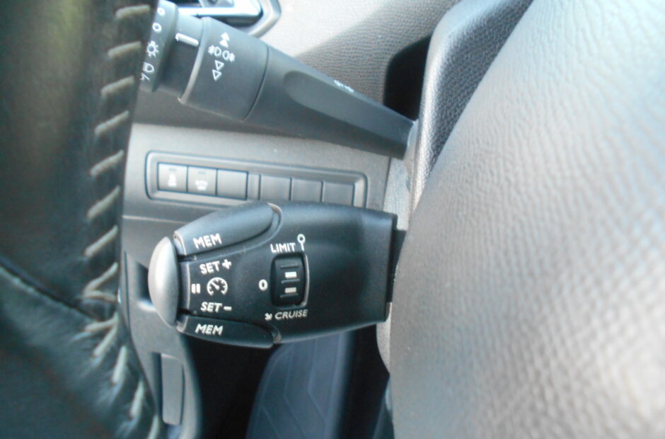 Peugeot 308 SW 1.6 HDI Feline