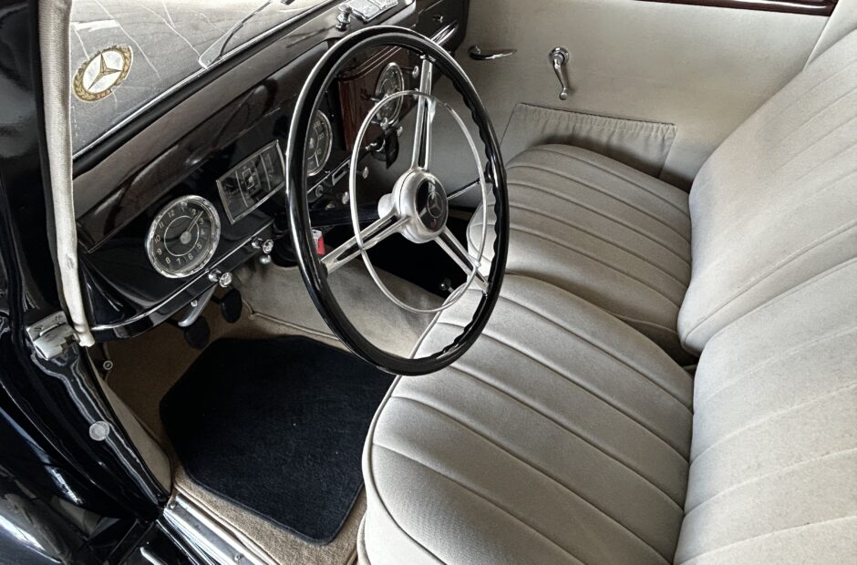 Mercedes-Benz 170 S