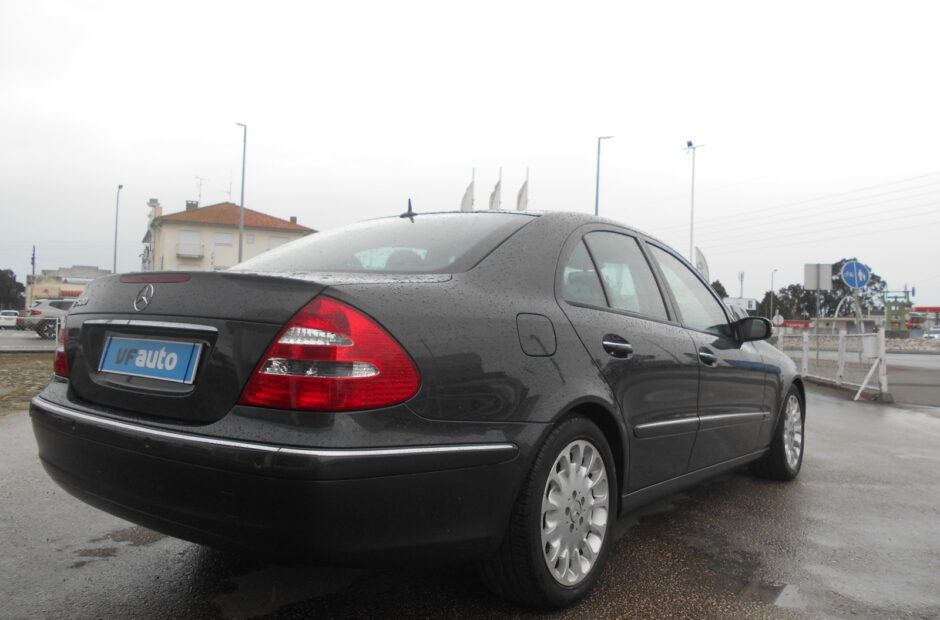 Mercedes-Benz E 500