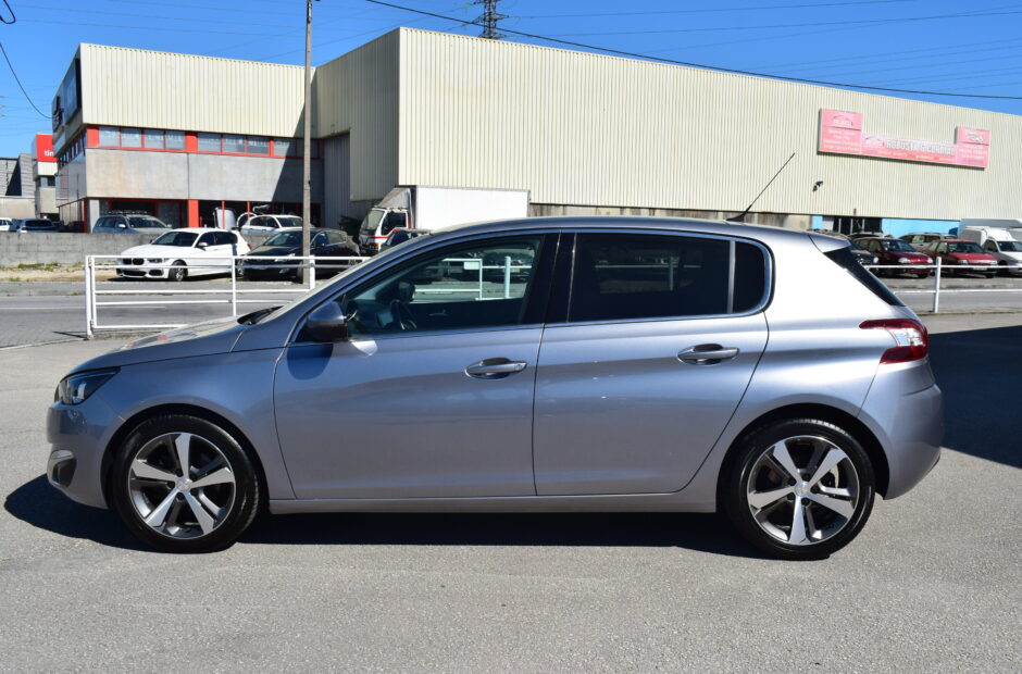 Peugeot 308 1.6 Blue-HDI Allure