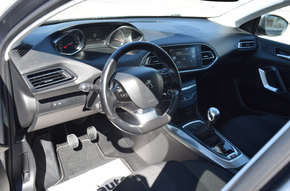 Peugeot 308 1.6 Blue-HDI Allure