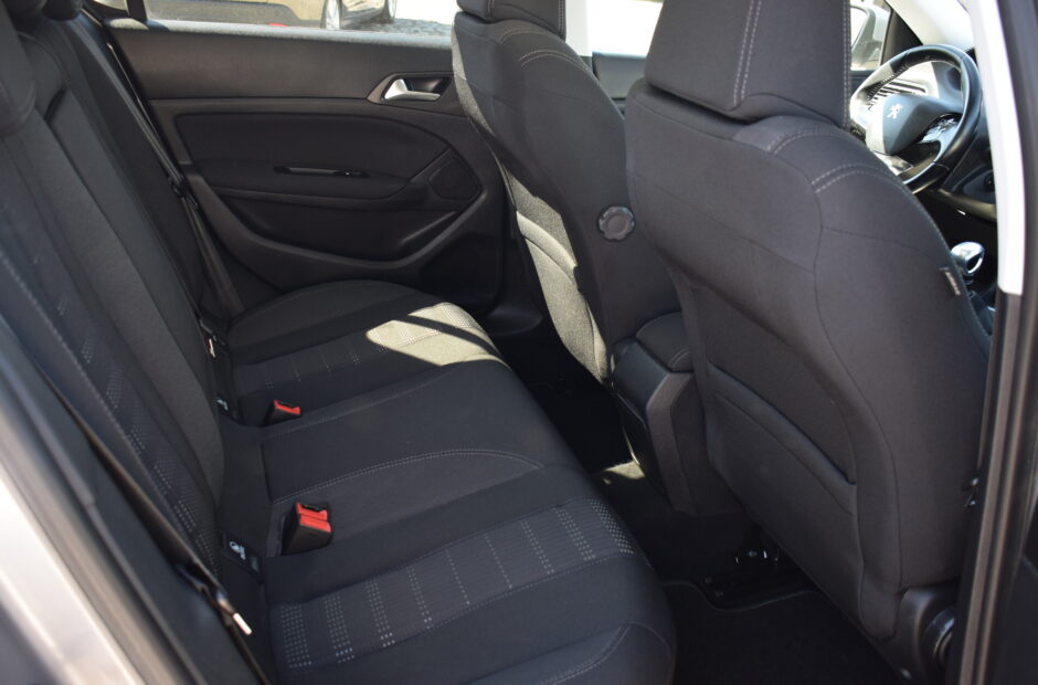 Peugeot 308 1.6 Blue-HDI Allure