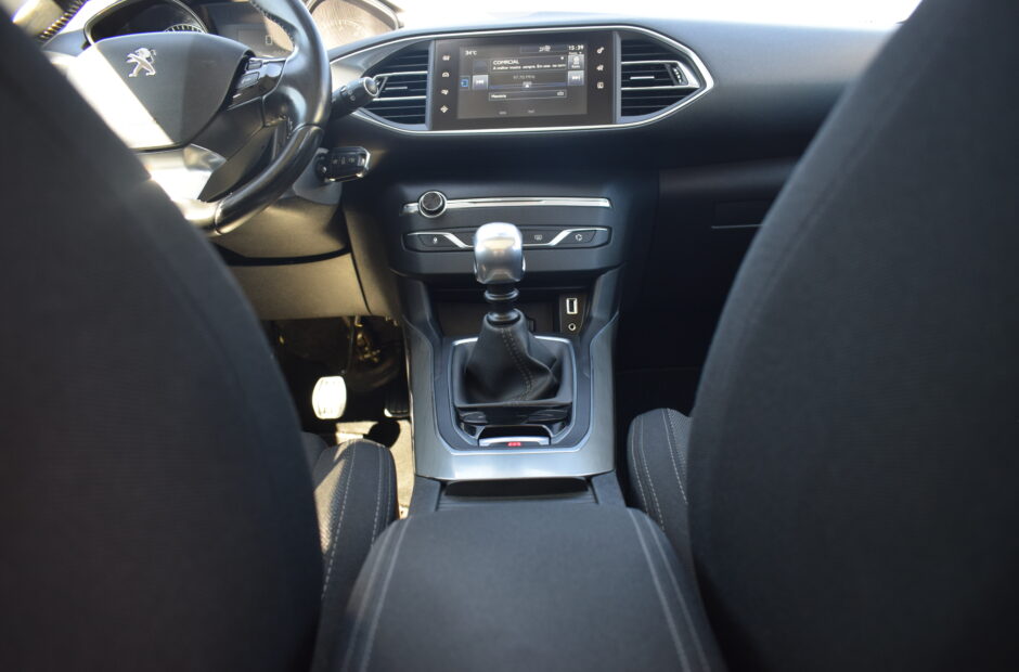 Peugeot 308 1.6 Blue-HDI Allure