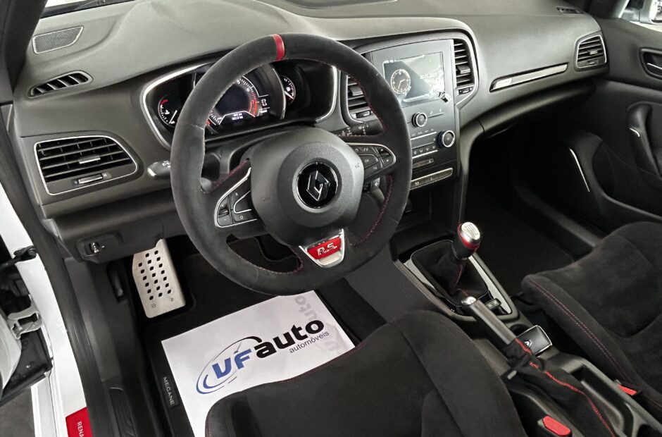 Renault Megane RS Trophy-R