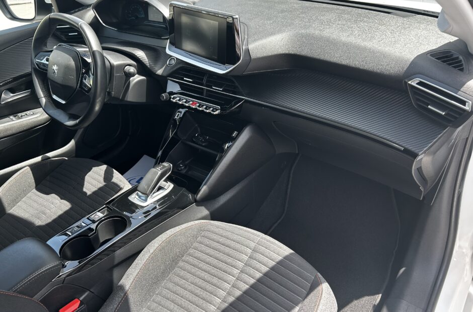 Peugeot E-208 Active