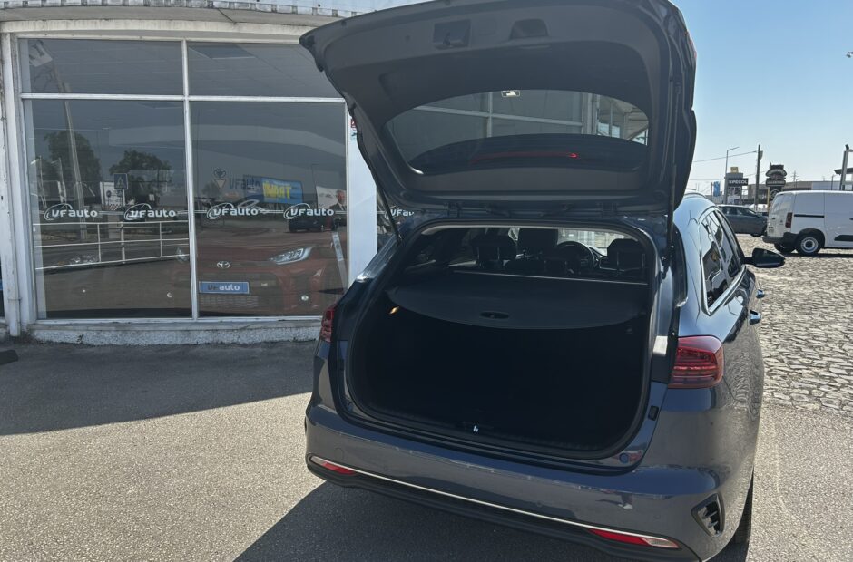Kia cee&#8217;d 1.0 TGDI Business Class