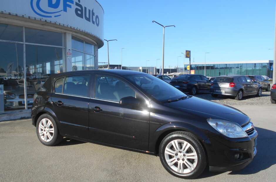 Opel Astra 1.7 CDTI COSMO
