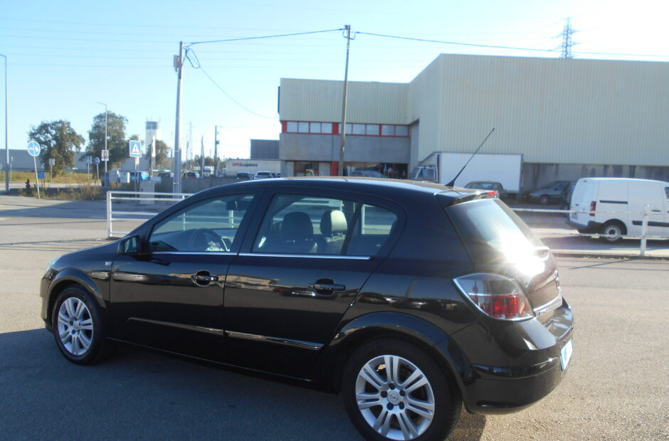 Opel Astra 1.7 CDTI COSMO