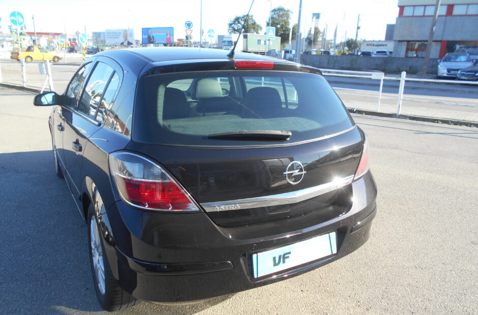 Opel Astra 1.7 CDTI COSMO