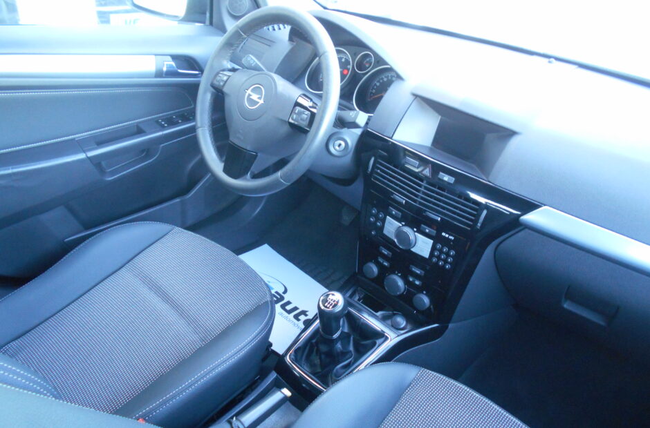 Opel Astra 1.7 CDTI COSMO