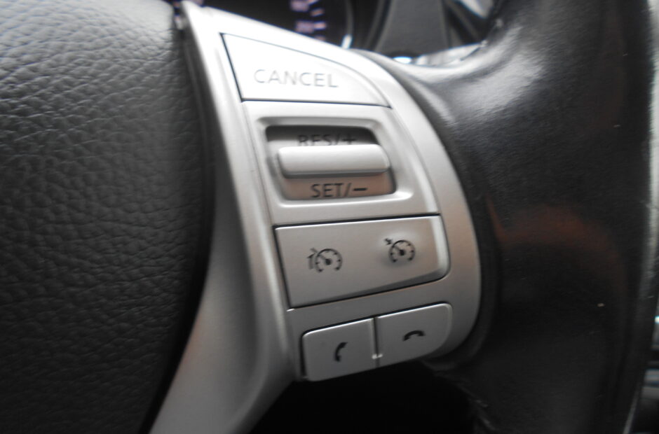 Nissan Qashqai 1.5 DCI Teckna Sport