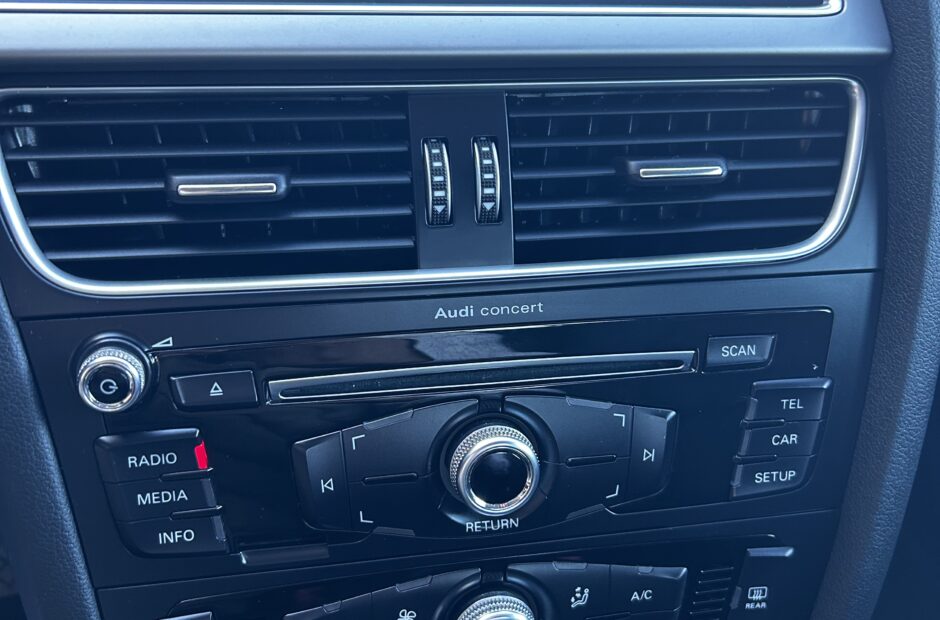 Audi A4 2.0 TDI Advance