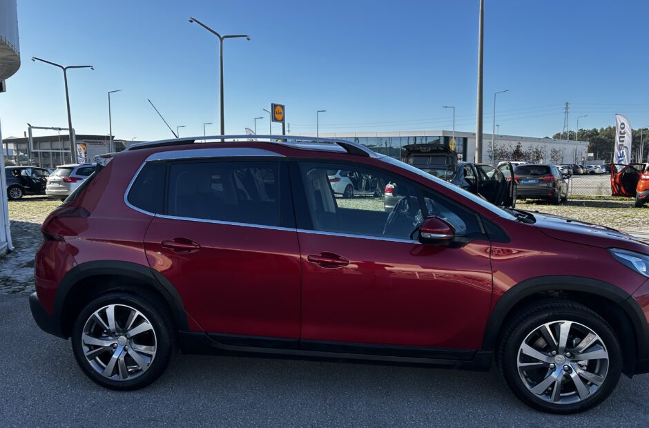 Peugeot 2008 1.2  Allure