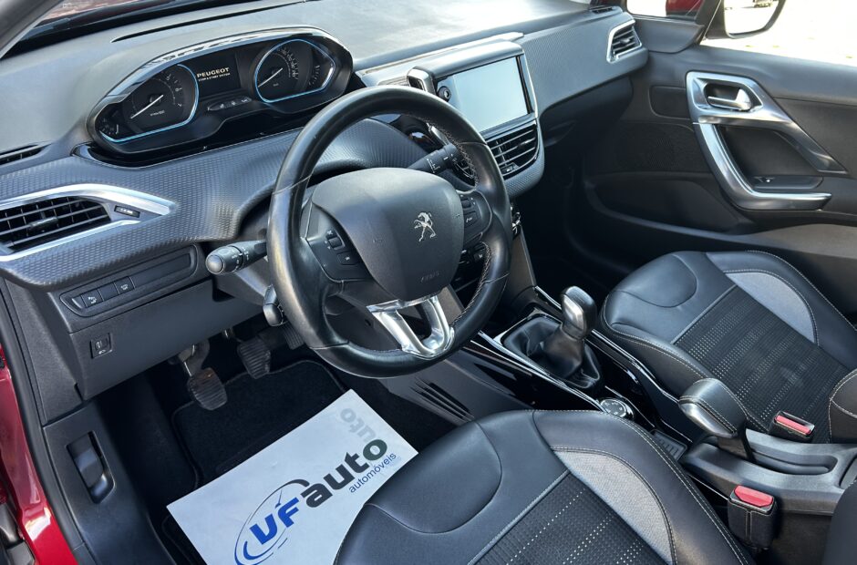 Peugeot 2008 1.2  Allure