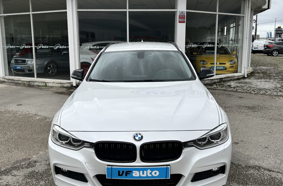BMW 320 D Touring xDRIVE Pack-m