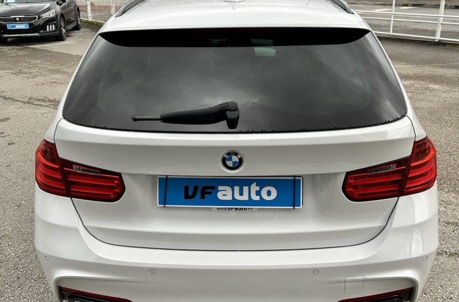 BMW 320 D Touring xDRIVE Pack-m