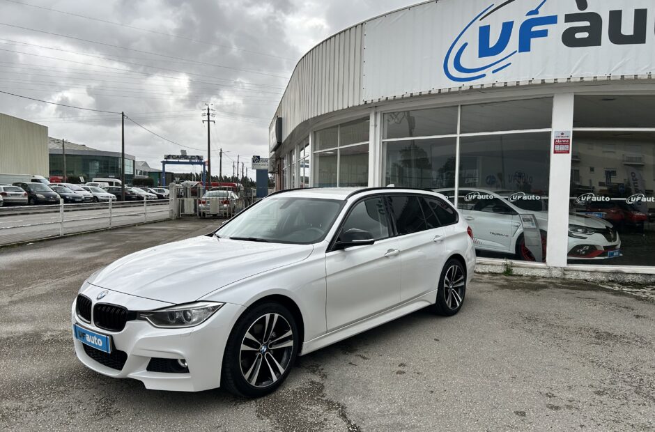 BMW 320 D Touring xDRIVE Pack-m