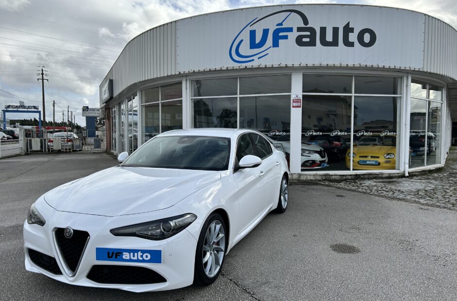 Alfa Romeo Giulia 2.2 JTDM Super