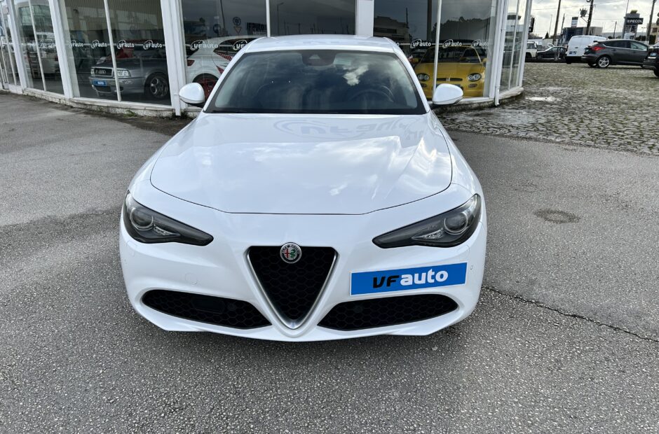 Alfa Romeo Giulia 2.2 JTDM Super