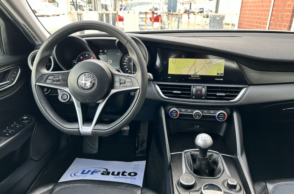 Alfa Romeo Giulia 2.2 JTDM Super