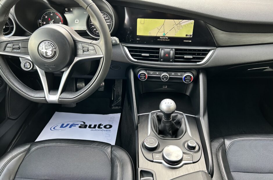 Alfa Romeo Giulia 2.2 JTDM Super