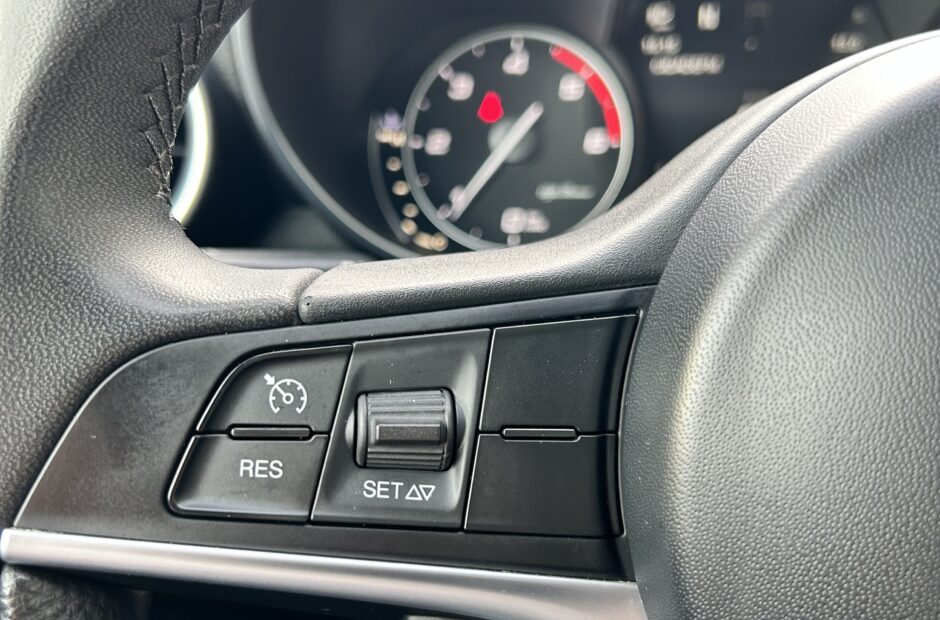 Alfa Romeo Giulia 2.2 JTDM Super