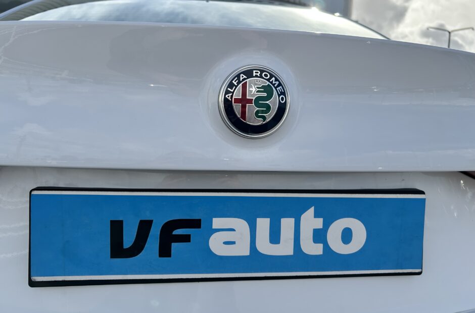 Alfa Romeo Giulia 2.2 JTDM Super