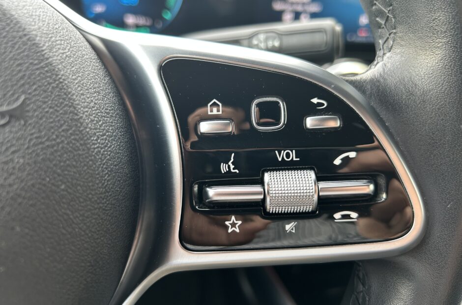 Mercedes-Benz GLA 250 e 8 G-DCT Edition Progressive Line