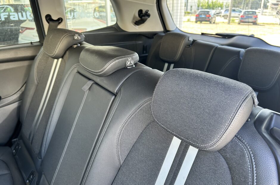 BMW 216 Gran Tourer d 7L  Sport Line
