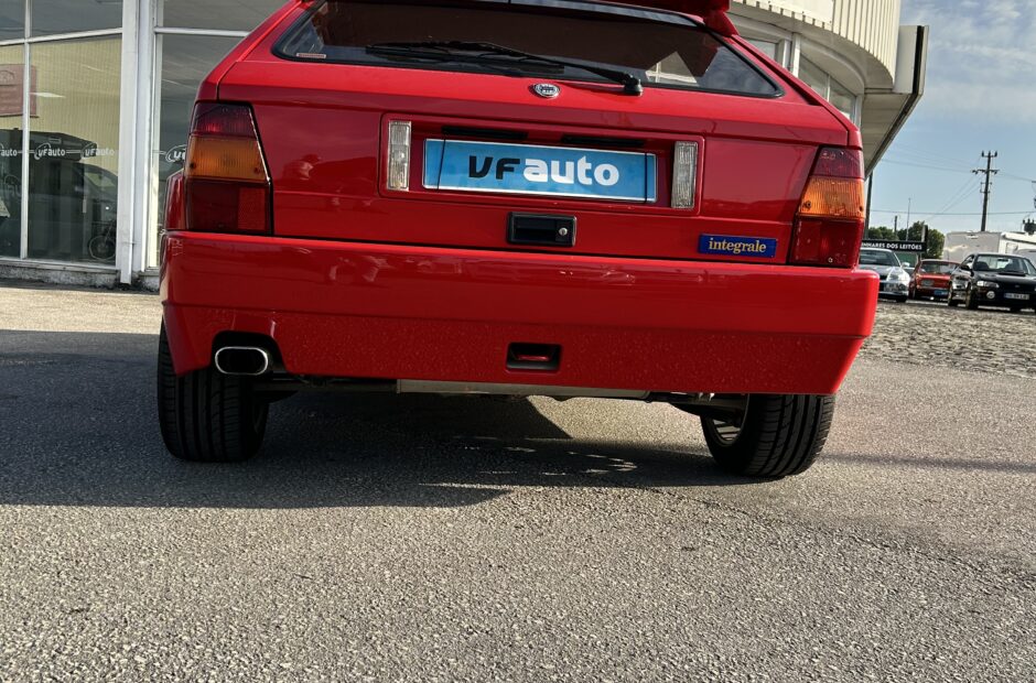 Lancia Delta HF Integrale EVO 1