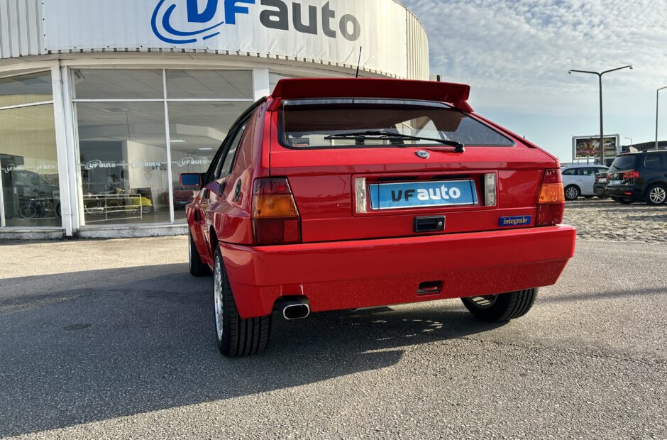 Lancia Delta HF Integrale EVO 1