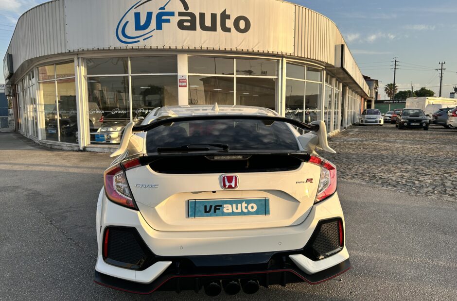 Honda Civic 2.0 i-VTEC Type-R #18 Tiago Monteiro