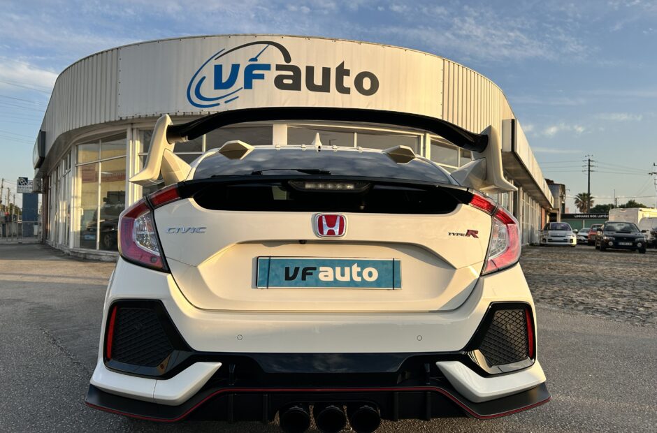 Honda Civic 2.0 i-VTEC Type-R #18 Tiago Monteiro